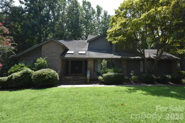 1800 Stockwell Court, Charlotte, NC 28270