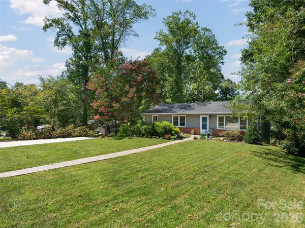182 Locust Court, Arden, NC 28704