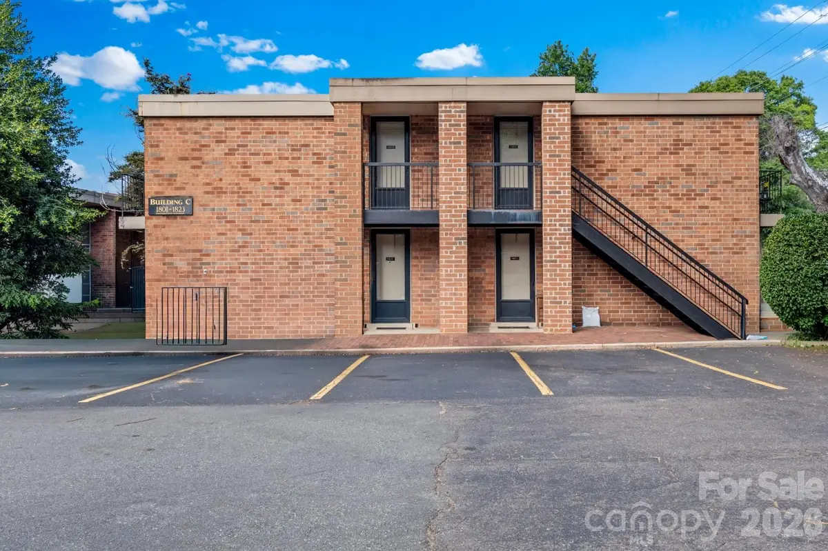 1805 S Hawthorne Road, Winston Salem, NC 27103 - #1