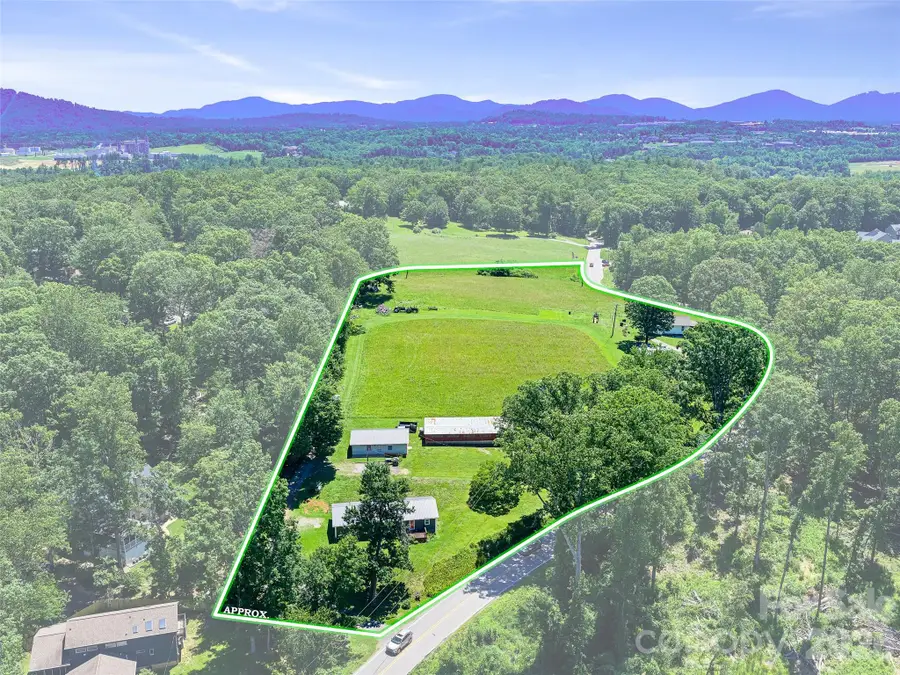 1125 & 1127 Glenn Bridge Road Se, Arden, NC 28704 - #2