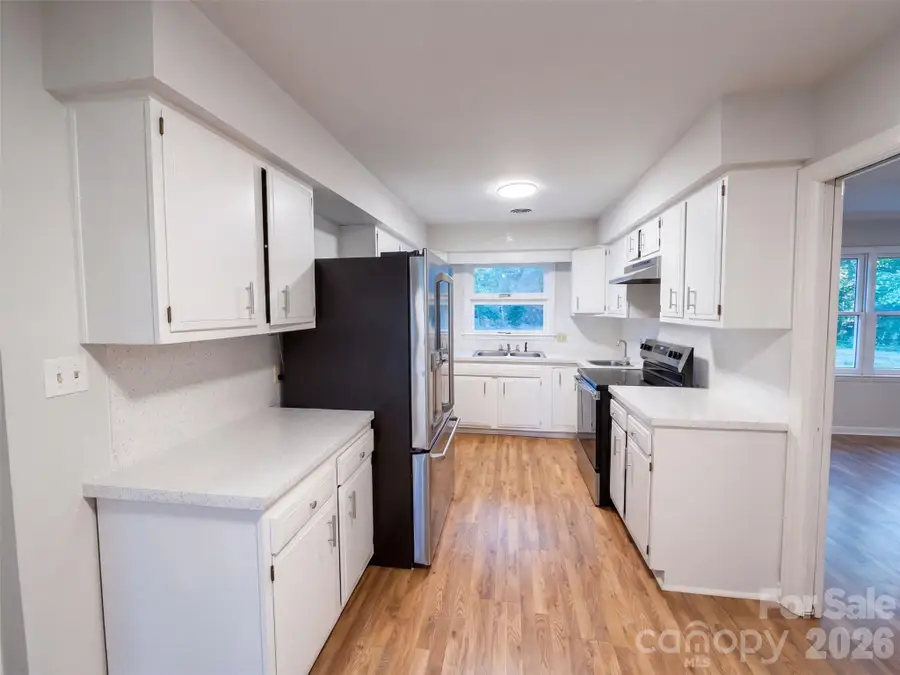 1524 Mt Holly Huntersville Road, Charlotte, NC 28214 - #2