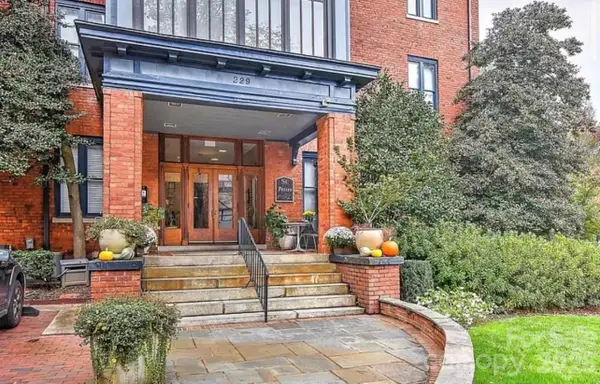 229 N Poplar Street #20, Charlotte, NC 28202