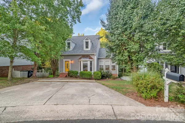 6009 Coaching Inn Court, Charlotte, NC 28270