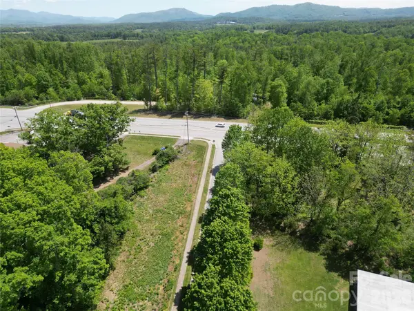 21 Elaine Eden Drive, Asheville, NC 28806