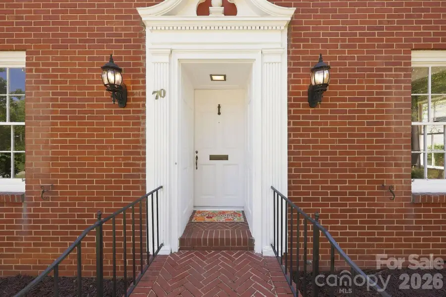 70 Edgewood Avenue Ne, Concord, NC 28025 - #3