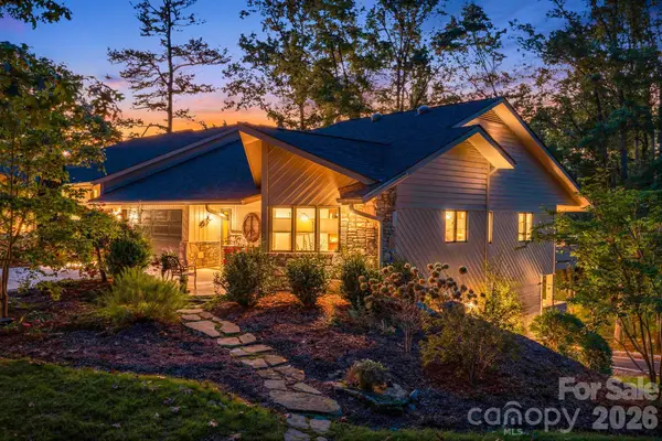1702 Timber Trail, Asheville, NC 28804