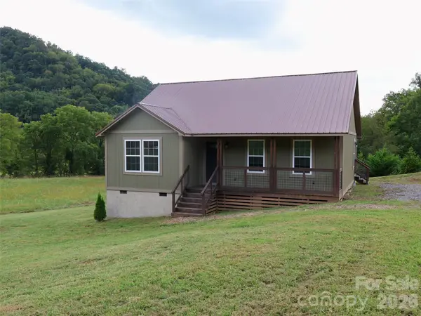 3240 Old Henson Cove Road, Canton, NC 28716