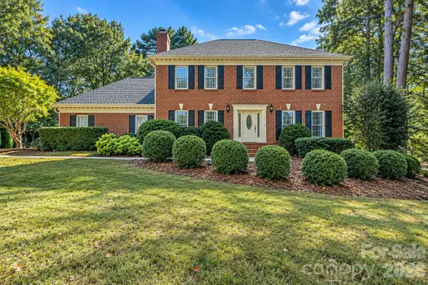 591 19th Avenue Lane Nw, Hickory, NC 28601