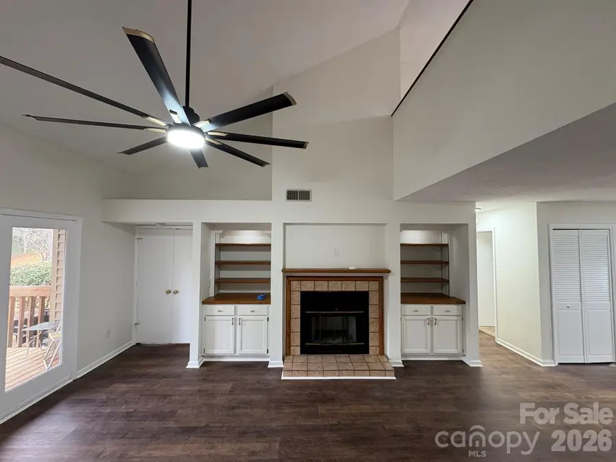 13 Laurel Place Drive, Asheville, NC 28803 - #2