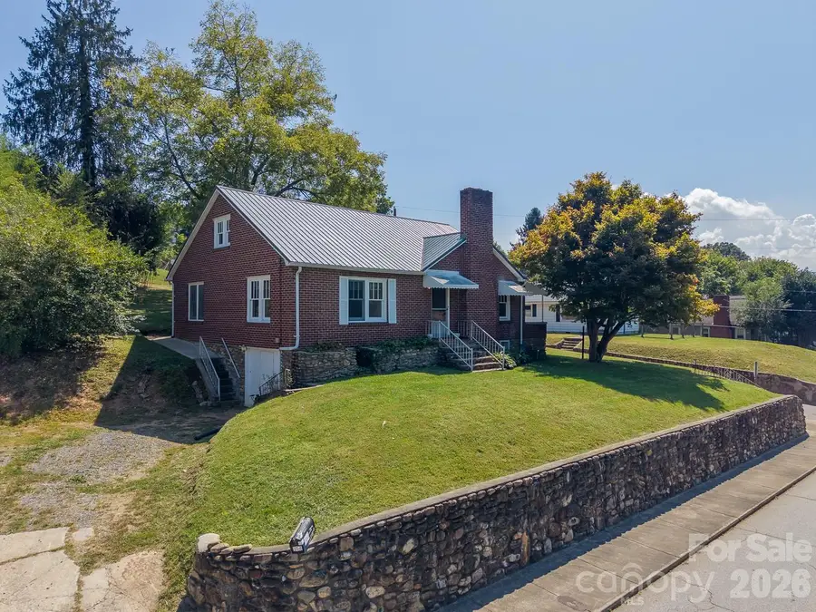 314 Trammell Avenue, Canton, NC 28716 - #3