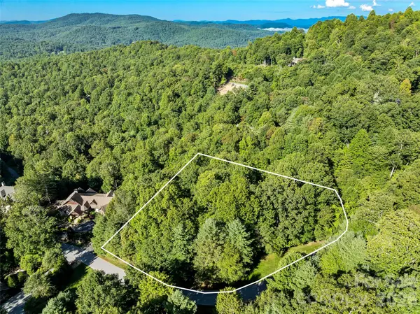 129 Falls Summit Road #385, Hendersonville, NC 28739