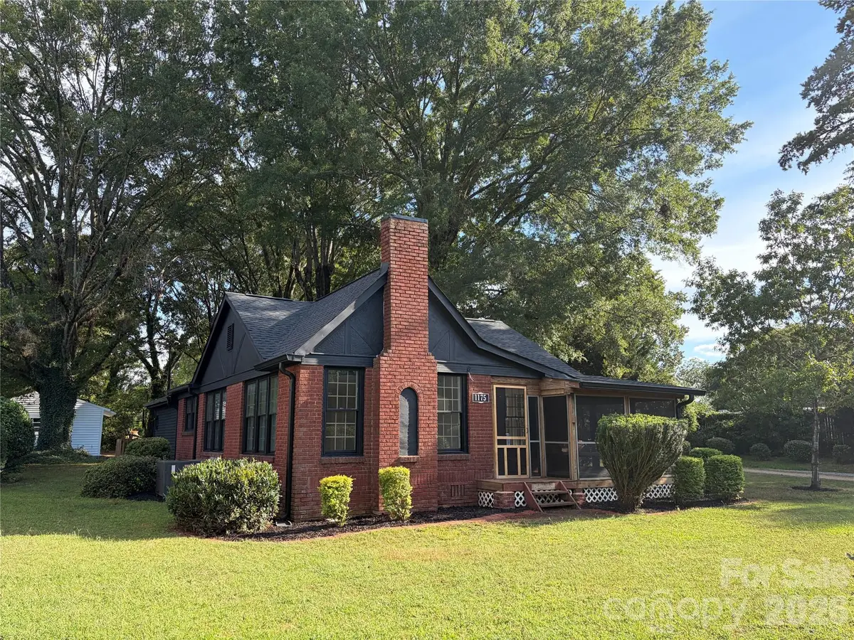 1175 Mecklenburg Highway, Mooresville, NC 28115 - #1