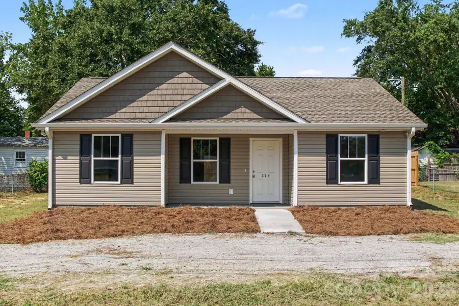 214 W 3rd Street, Kershaw, SC 29067 - #2