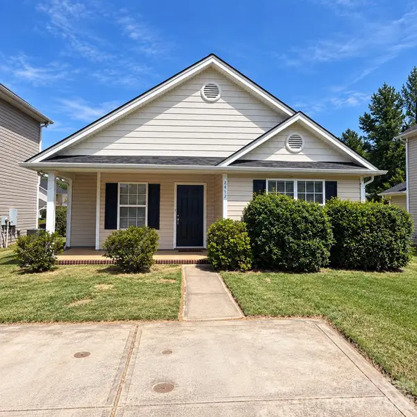 2412 Smugglers Court #L54 M36-1, Charlotte, NC 28216