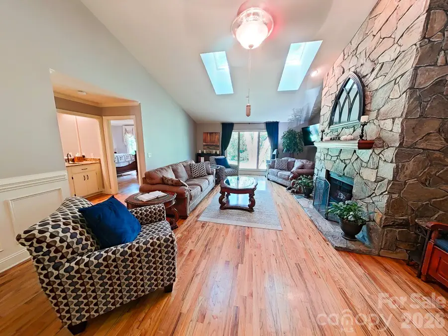 1004 Kenilworth Court Nw, Concord, NC 28027 - #2
