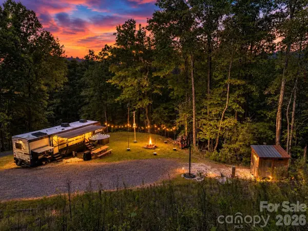 997 Hoot Owl Road, Spruce Pine, NC 28777