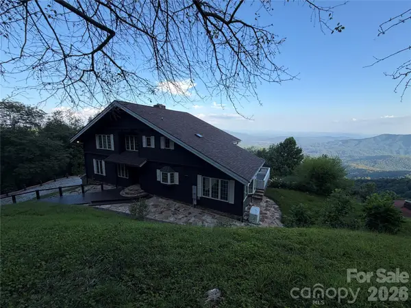 316 Grassy Mountain Road, Little Switzerland, NC 28749