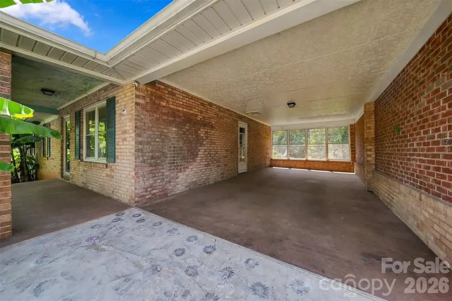 3490 Greentree Acres Road, Valdese, NC 28690 - #3