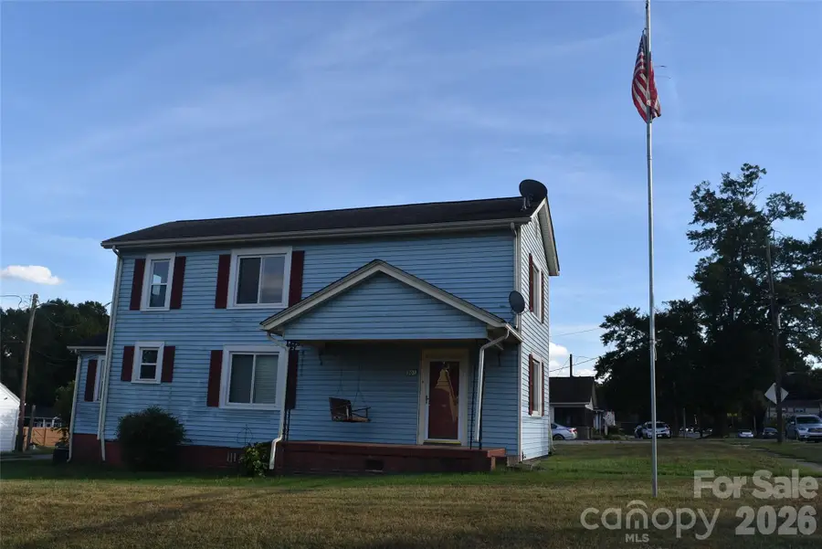 301 Highland Street, Mount Holly, NC 28120 - #2
