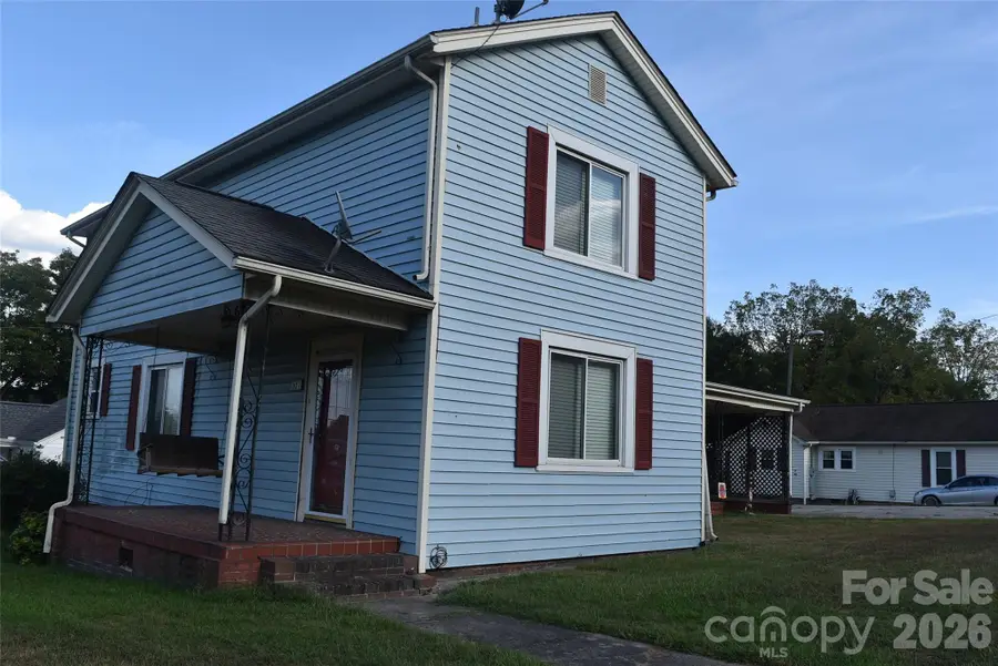 301 Highland Street, Mount Holly, NC 28120 - #3