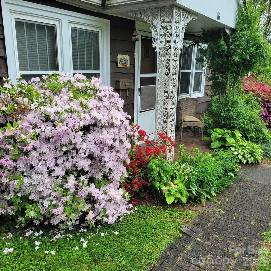16 Shannon Drive, Asheville, NC 28803 - #3
