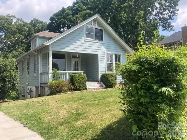 200 Courtland Place, Asheville, NC 28801