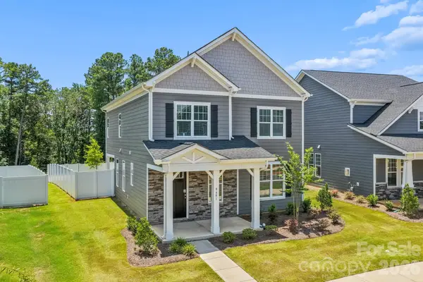 9601 Pointer Road #77, Huntersville, NC 28078
