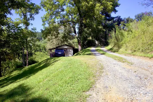11 Jody Lane, Weaverville, NC 28787