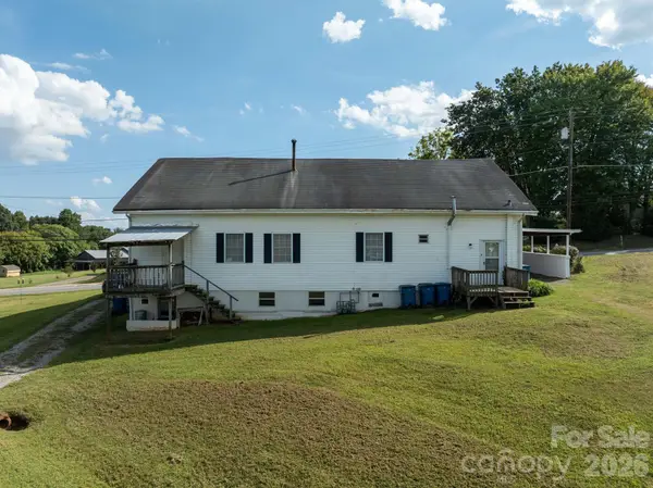 84 Falls Avenue, Granite Falls, NC 28630