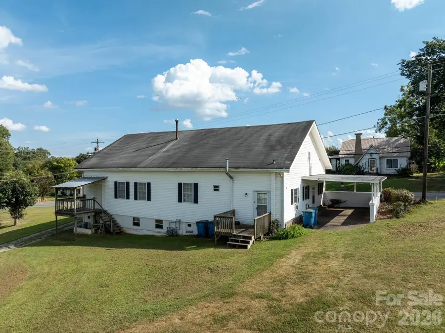 84 Falls Avenue, Granite Falls, NC 28630 - #3