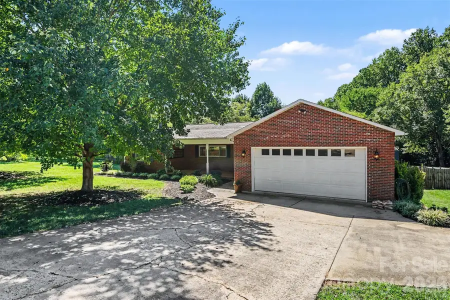 827 Ferndale Drive, Statesville, NC 28677 - #3