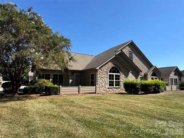 3546 S Bank Court, Charlotte, NC 28105
