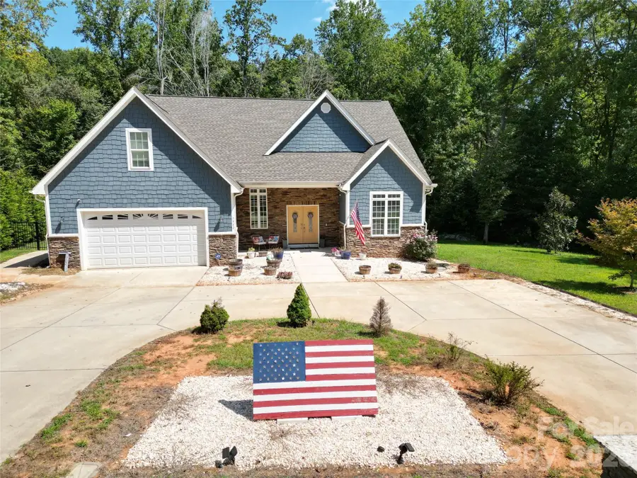 7902 Denbur Drive, Charlotte, NC 28215 - #3