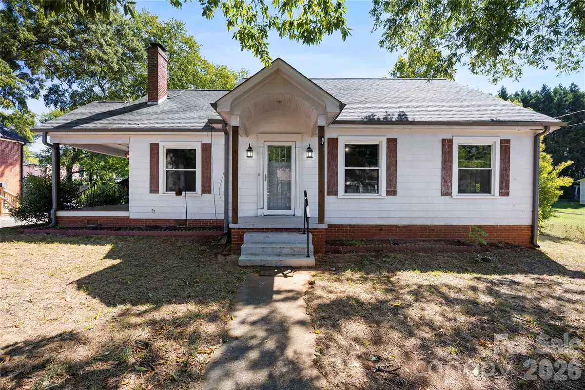 309 S Main Avenue S, Newton, NC 28658 - #1