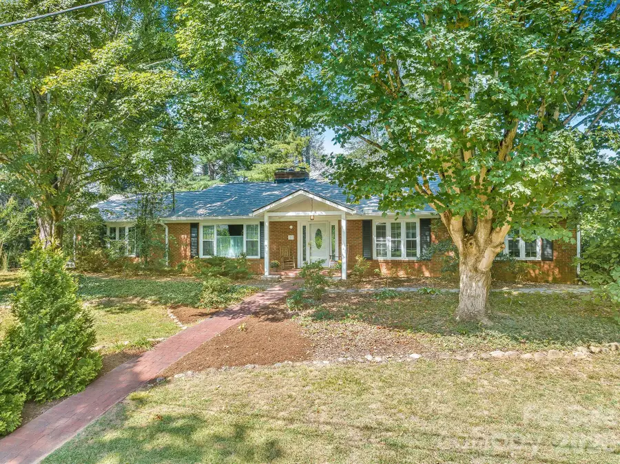 1 Pheasant Ridge Drive, Asheville, NC 28804 - #2