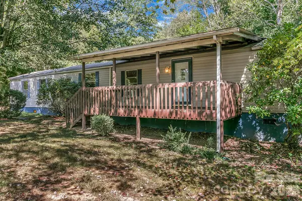 17 Blackberry Lane, Candler, NC 28715