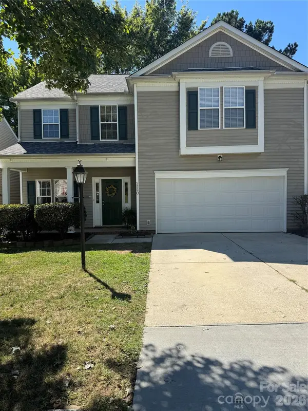 5520 Waverly Lynn Lane, Charlotte, NC 28269