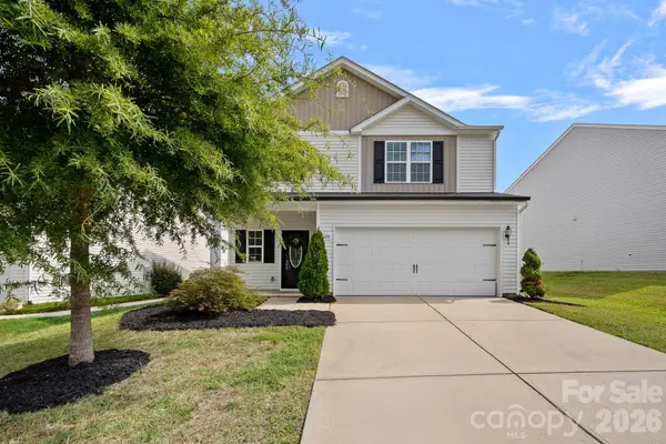 8226 Paw Valley Lane, Charlotte, NC 28214