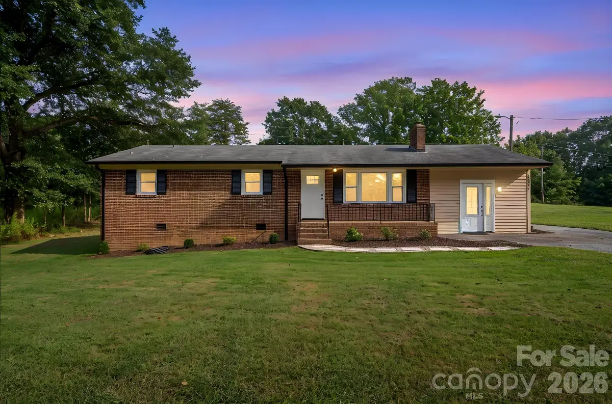 1081 Redleaf Trail, Lincolnton, NC 28092 - #1