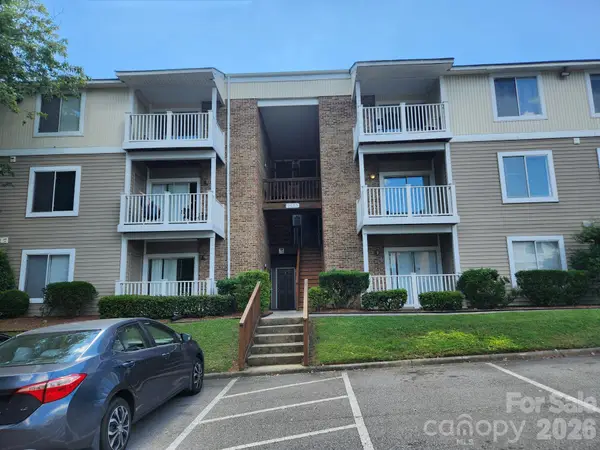 9523 University Terrace Drive #H, Charlotte, NC 28262