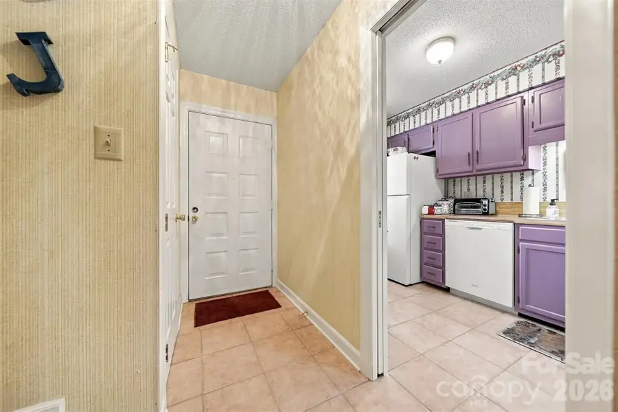 2705 N Center Street #37, Hickory, NC 28601 - #3