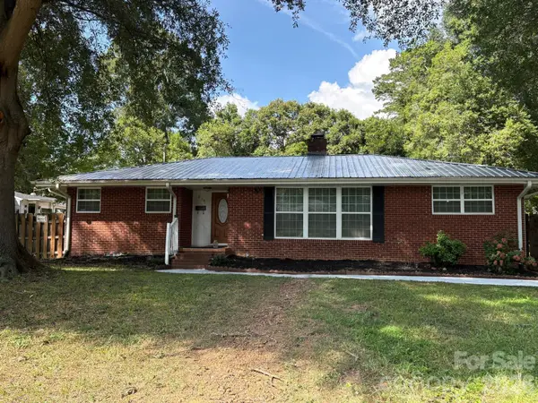 818 Hillcrest Avenue, Gastonia, NC 28052