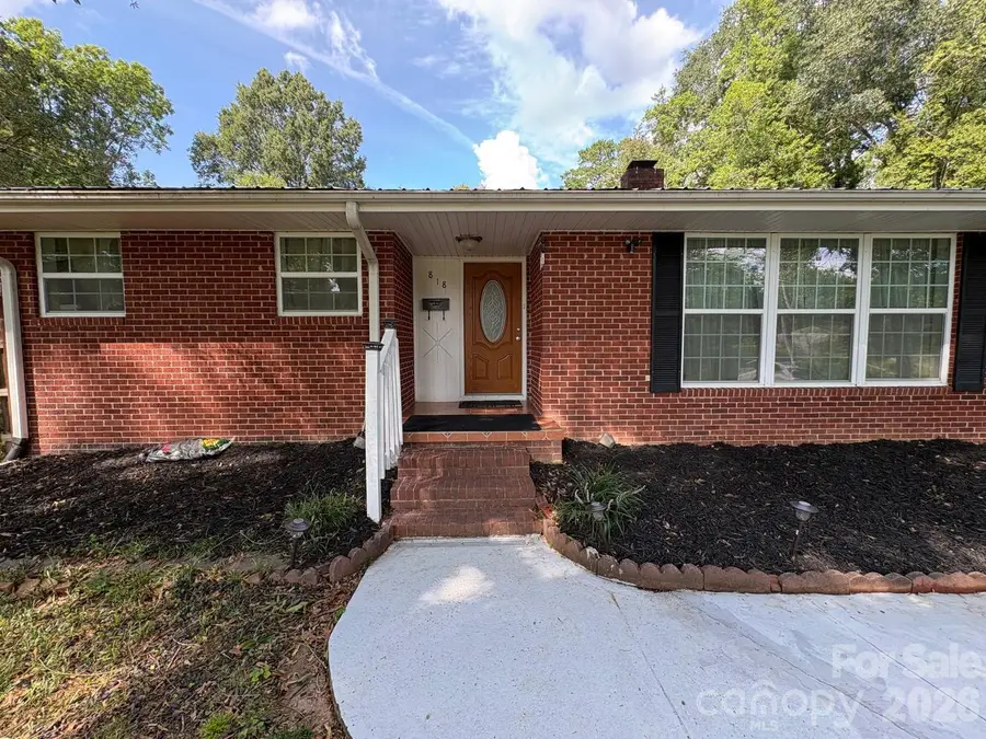 818 Hillcrest Avenue, Gastonia, NC 28052 - #2