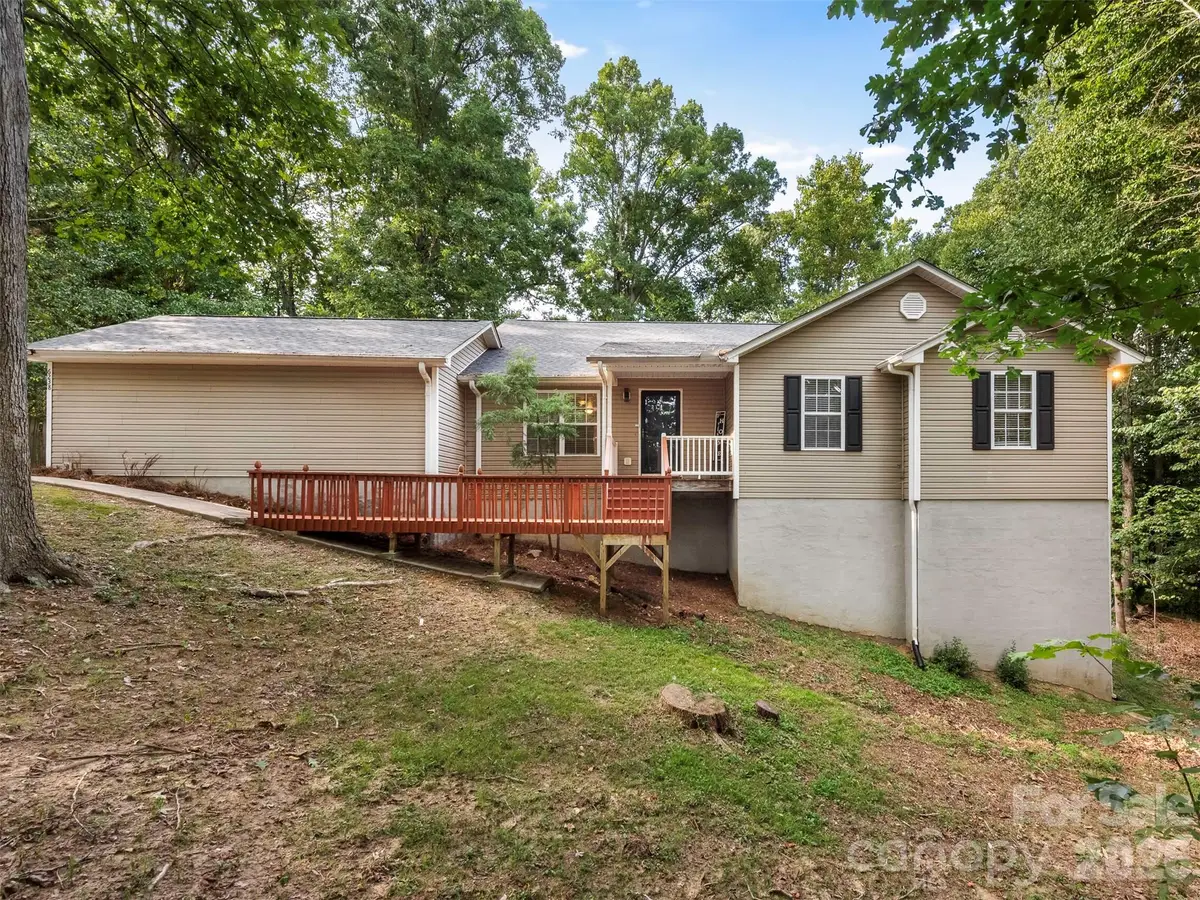6238 King George Drive, Charlotte, NC 28213 - #1