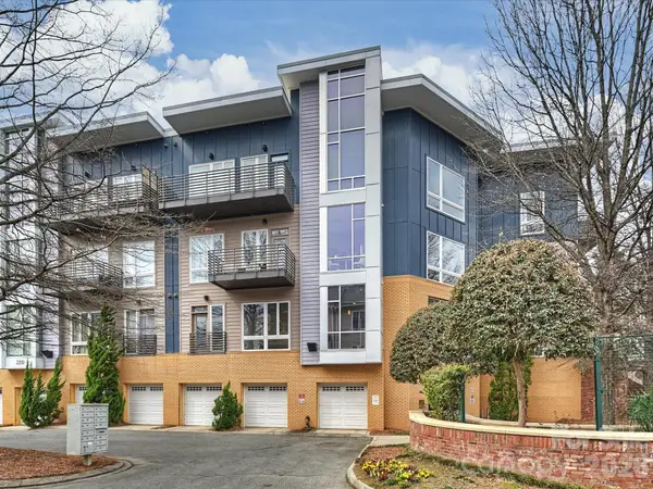 2200 Lyndhurst Avenue #102, Charlotte, NC 28203