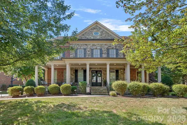 1104 Longwood Court, Matthews, NC 28104