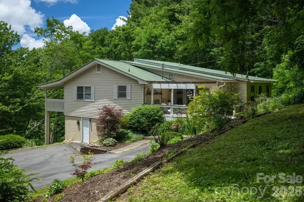 665 Will Robbins Lane, Newland, NC 28657
