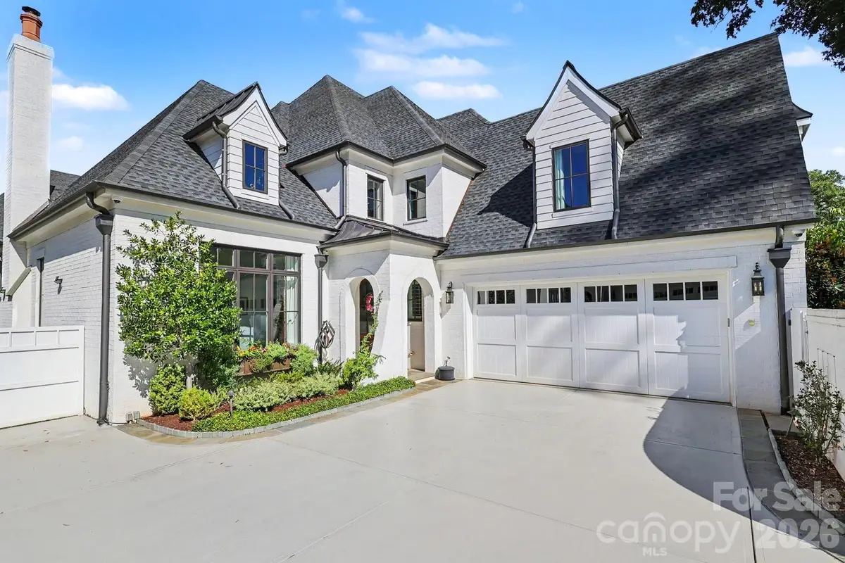 1318 S Kings Drive, Charlotte, NC 28207 - #1
