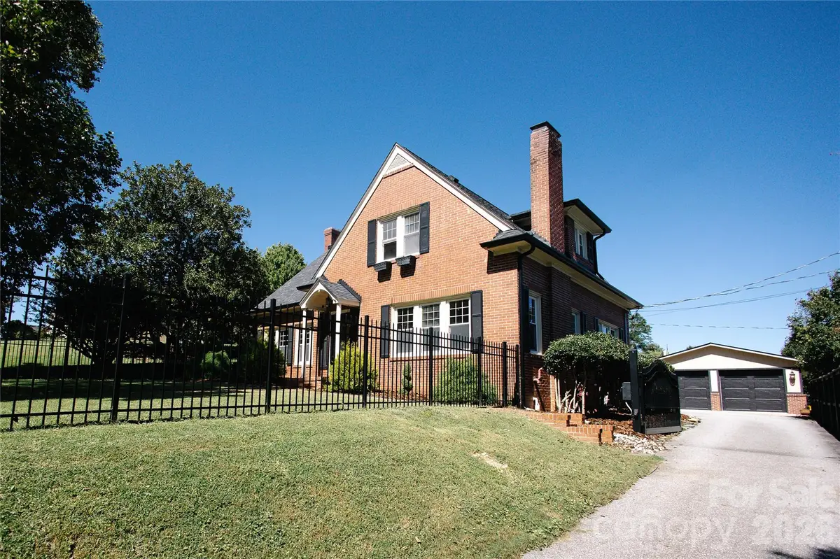 569 Rutherford Road, Marion, NC 28752 - #1