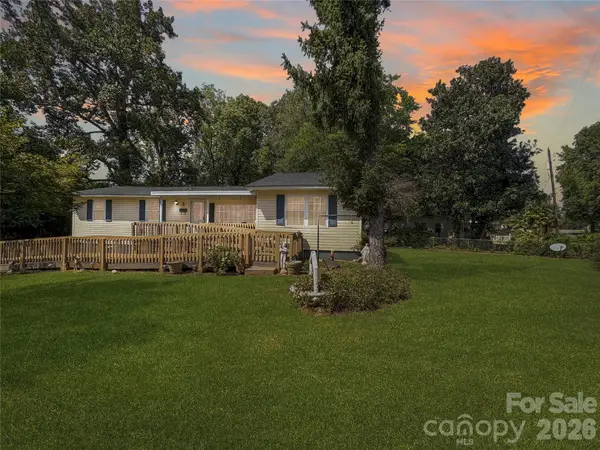 5 Love Street, Lowell, NC 28098